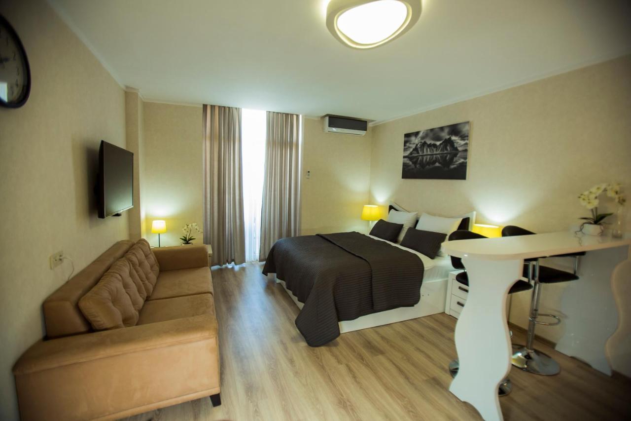 Aparthotel Holiday Lux Batumi Zewnętrze zdjęcie