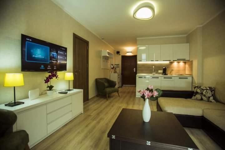 Aparthotel Holiday Lux Batumi Zewnętrze zdjęcie