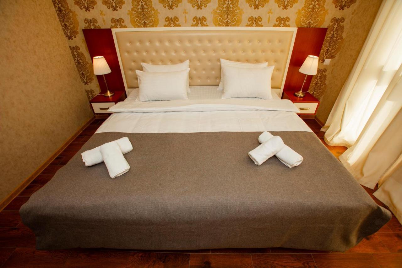 Aparthotel Holiday Lux Batumi Zewnętrze zdjęcie